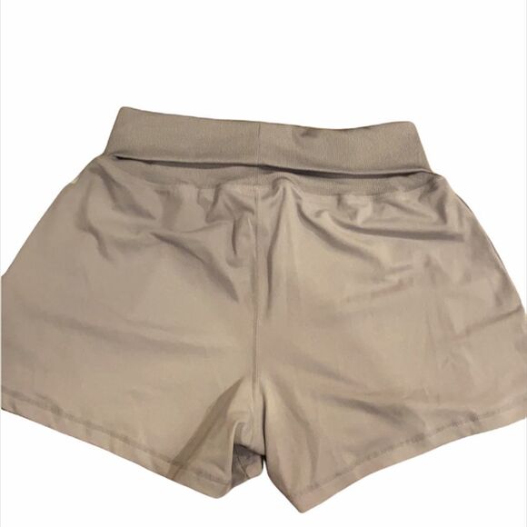 ✨ Fabletics Maj foldover waist shorts✨ - Picture 5 of 6